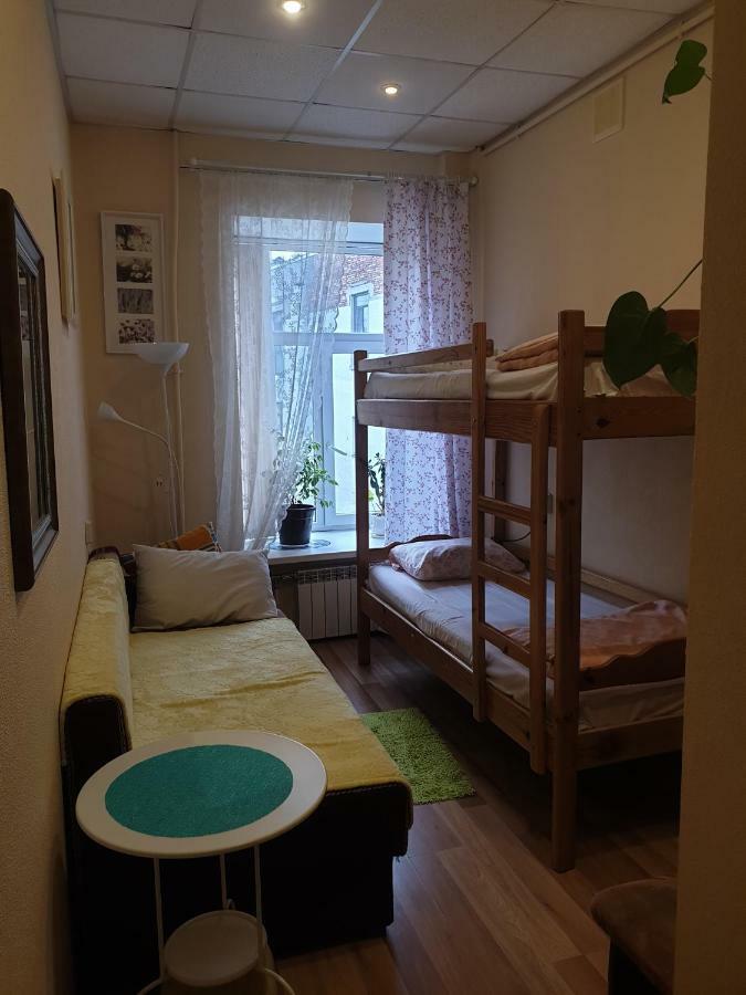 Arina Rodionovna Hostel Sankt Petersburg Zewnętrze zdjęcie